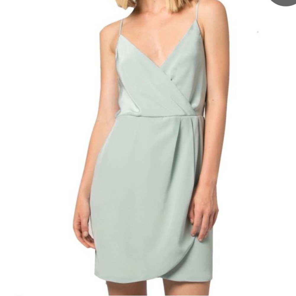 Lavender Pink Silk
Faux Wrap Cocktail Party Dress Size‎ S